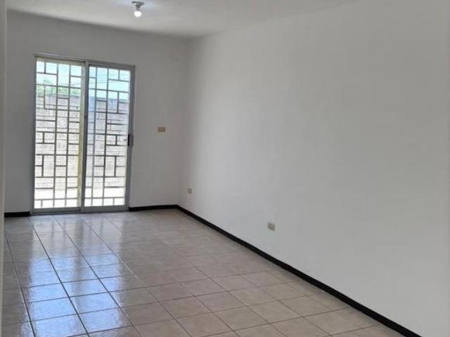 Casa EN VENTA EN GUADALUPE CERCA DE ESTADIO BBVA