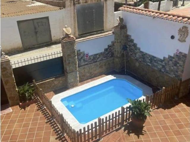 Casa en Venta en Guadix