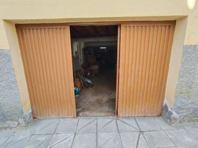 Casa en Venta en Guadix