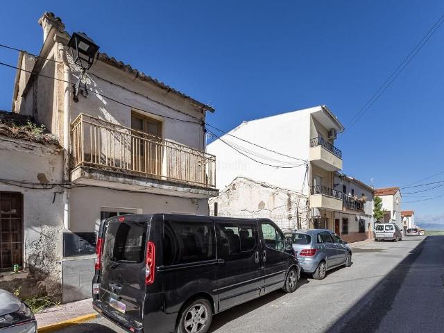 Casa en venta en Güevéjar. Casa a reformar en el corazón de Guevejar. Casas.