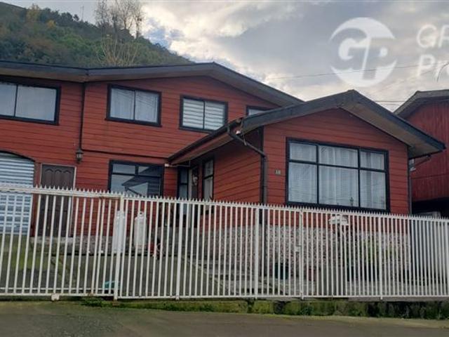 Casa en Venta en GUILLERMO GALLARDO