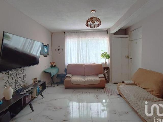 Casa en Venta en Gustavo A Madero en 2 niveles