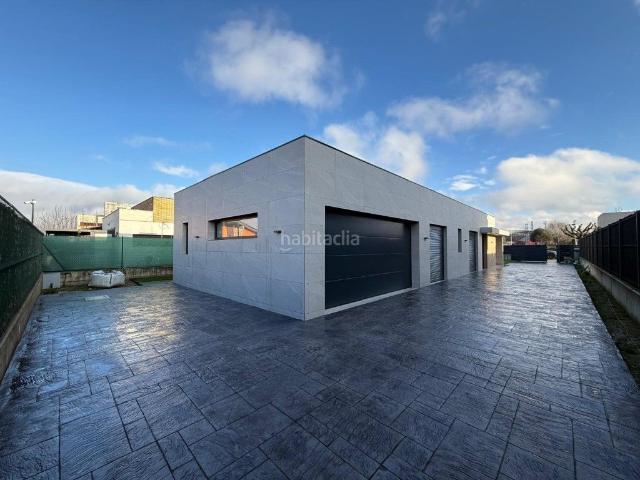 Casa en venta en Gurb. Casa Obra Nueva en Gurb. Casas.