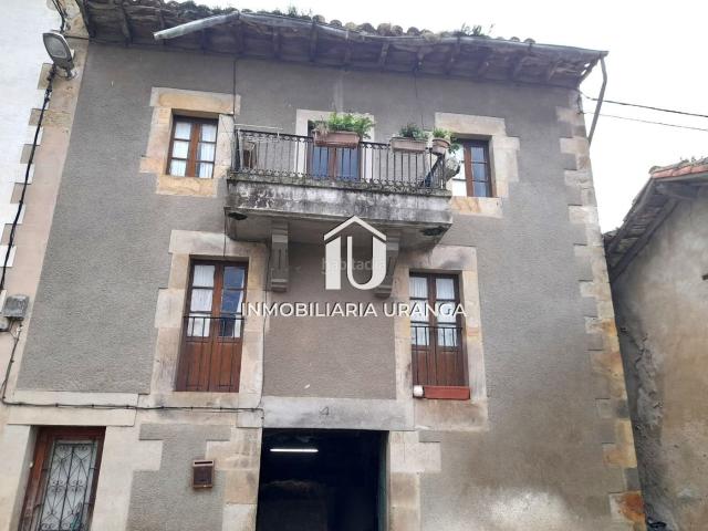 Casa en venta en Guriezo. Casa de pueblo pareado de Piedra para Reforma Integral Gran Potencial en Entorno Tranquilo. Casas.