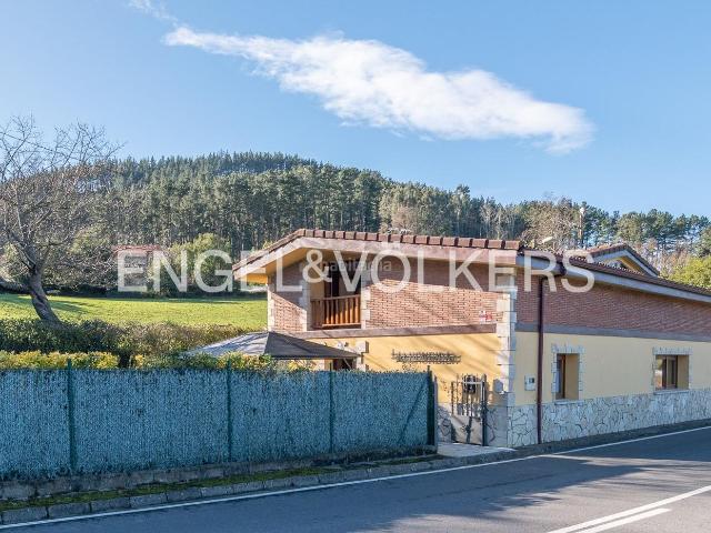 Casa en venta en Galdames. Chalet con vistas en Galdames. Casas.