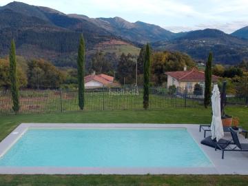 Casa en venta en Galdames. Lujo. Casas.