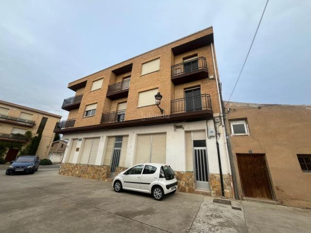 Casa en venta en Galilea. EDIFICIO COMPLETO EN RENTABILIDAD EN GALILEA 10 HABITACIONES ALQUILADAS + LOCAL COMERCIAL. Casas.