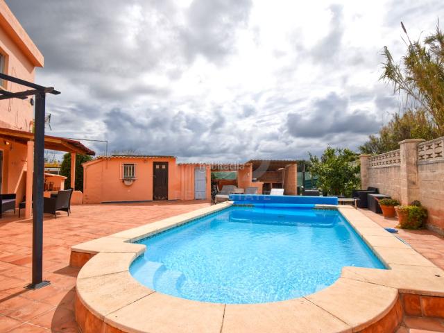 Casa en venta en Gandia, Grau de Gandía Marenys de Rafalcaid. Casas.