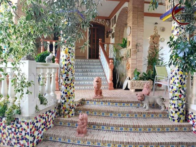 Casa en venta en Gandia, Playa de Gandía. Espectacular casa mansion en la playa de Gandia con calidades de lujo. Casas.