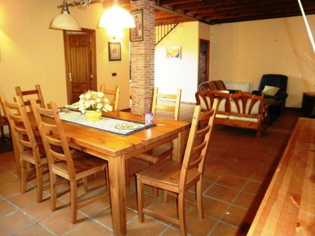 Casa en venta en Gargantilla del Lozoya. Casa tipica de la zona. Casas Gargantilla del.