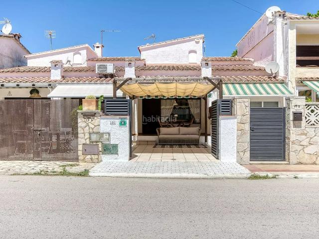Casa en venta en Garrigàs. BONITA CASA EN EBRE EMPURIABRAVA. Casas.
