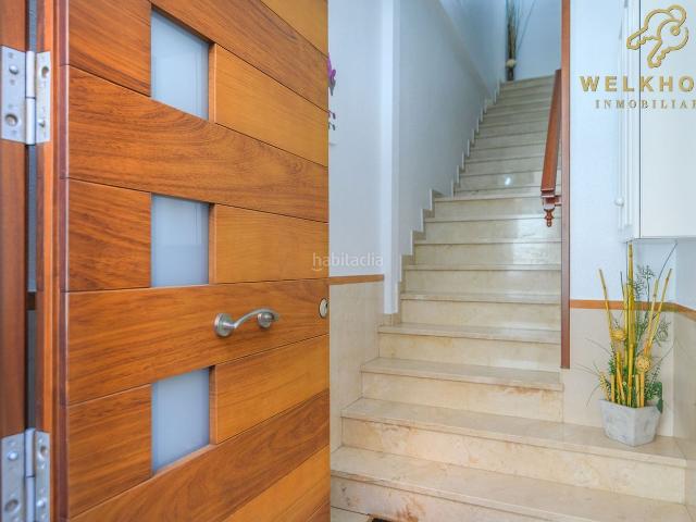 Casa en venta en Gavà, Centre Estació. CASA CON LOCAL Y GRAN TERRAZA EN LILLA. Casas.