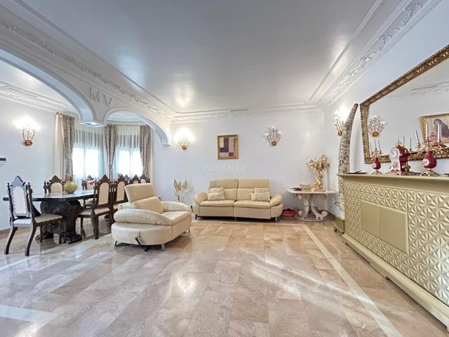 Casa en venta en Gavà, Passeig Maragall. PRECIOSA CASA LISTA PARA ENTRAR A VIVIR. Casas.
