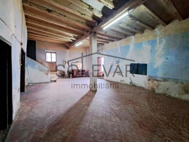 Casa en venta en Gavet de la Conca Pirineos. CASA SEÑORIAL DEL SIGLO XVIII A REFORMAR ENSANT SALVADOR DE TOLÓ. Casas Gavet de la.