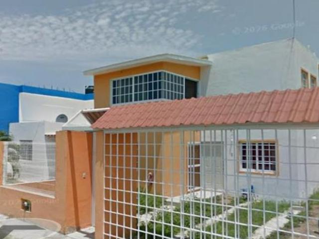 CASA EN VENTA EN GAVILAN 150 PARAISO SALAGUA MANZANILLO COLIMA