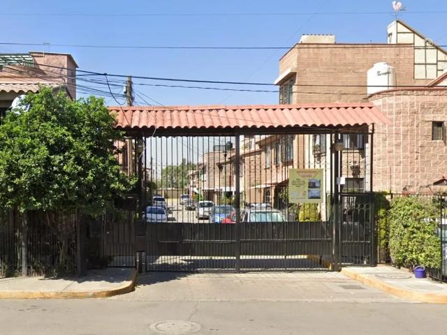 Casa en venta en Geovillas de Santa Bárbara, Ixtapaluca, México