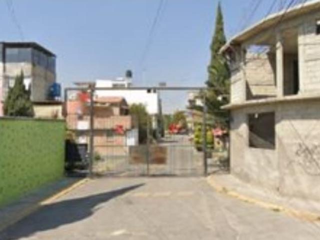 Casa en venta en Geovillas de Santa Bárbara, Ixtapaluca, México