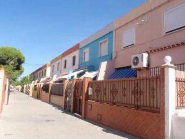 Casa en Venta en Gelves