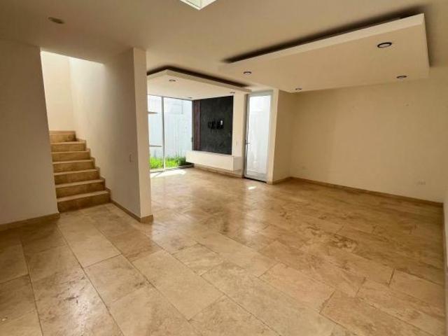 Casa en venta en Gema Residencial, divina!