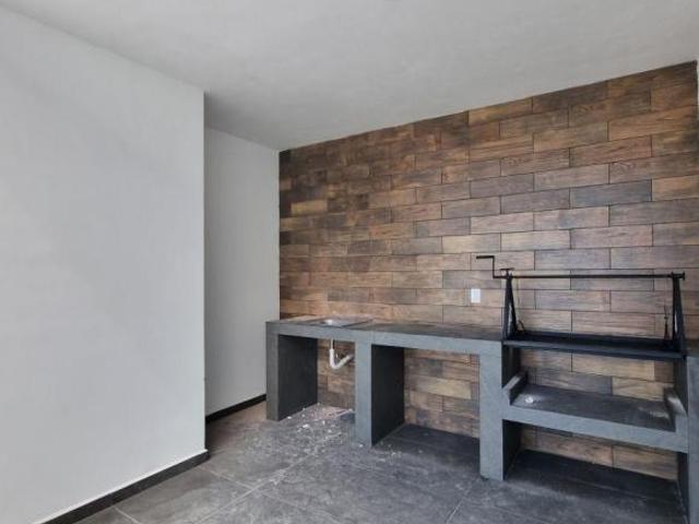 casa en venta en gema residencial Pachuca con. 170 m2 de terreno, 4 recámaras cada un con baño, roof