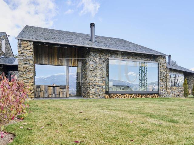 Casa en venta en Ger Pirineos. Venta de casa en Ger. Casas.