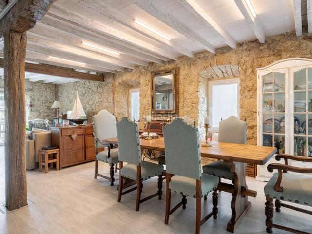 Casa en venta en Getxo, Alango. Getxo. Algorta zona alta. Centro. Inmobiliaria Mitxelena ofrece en exclusiva, amplia e ideal casa de tres plantas. Cada planta es. Casas.
