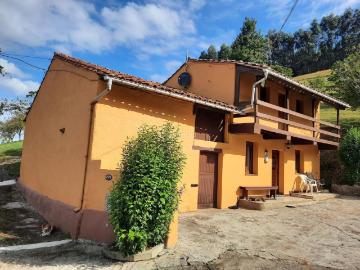 Casa en venta en Gijón, Caldones. SE VENDE CASA PARA REFORMAR EN CALDONES CON FINCA DE 22.400 M2. Casas.