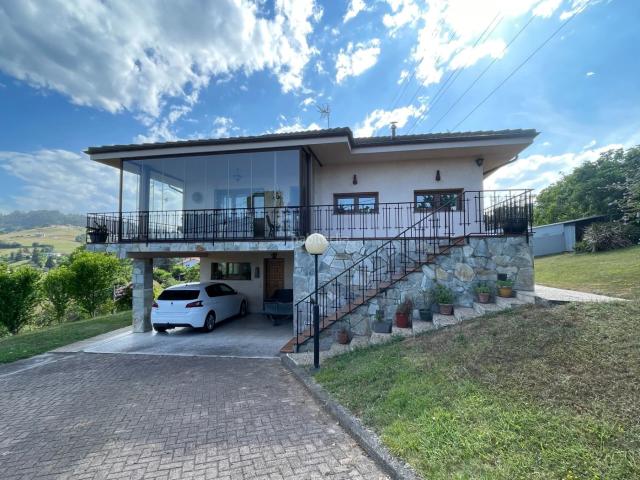 Casa en venta en Gijón, Cenero. VENTA CASA CHALET EN PIÑERA, CENERO. Casas.