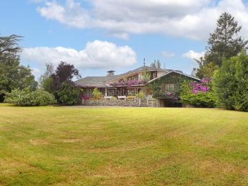 Casa en venta en Gijón, La Guía. Espectacular chalet independiente en la mejor zona de somio, proximo a la Playa de San Lorenzo y con excelente comunicación con el. Casas.