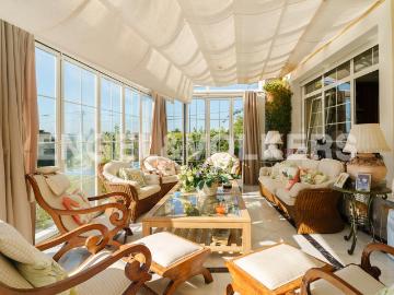 Casa en venta en Gijón, Somió. Magnífica villa en el corazón de Somió. Casas.