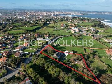 Casa en venta en Gijón, Somió. Casa en primera línea de costa en Gijón. Casas.