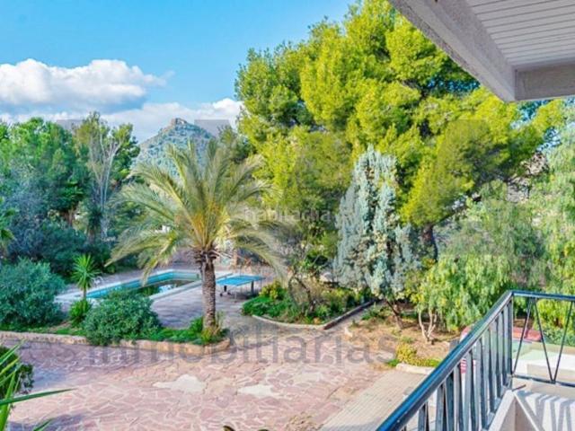 Casa en venta en Gilet. Chalet de lujo en venta en Gilet Valencia Parcela 3.658 m con piscina y vistas espectaculares. Casas.