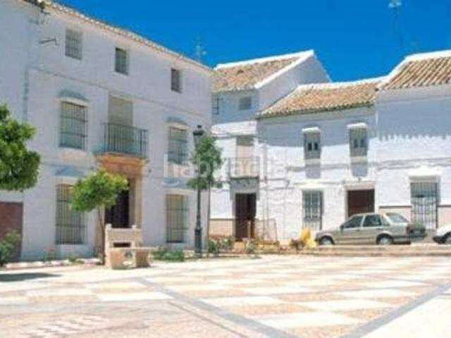 Casa en venta en Gilena. Oportunidad casa unifamiliar en zona tranquila en Gilena. Casas.
