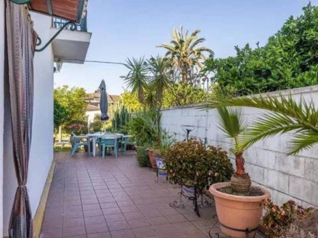 Casa en Venta en Gines