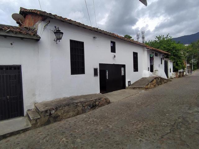 Casa En Venta En Giron En Casco Antiguo V317896