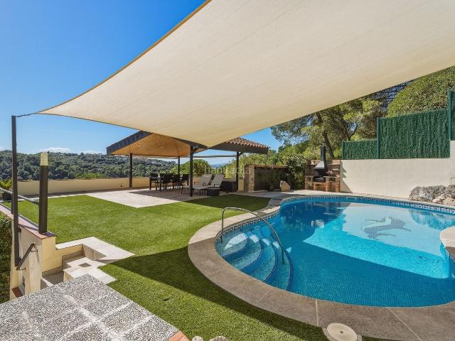 Casa en venta en Girona, Montjuïc. Casas.