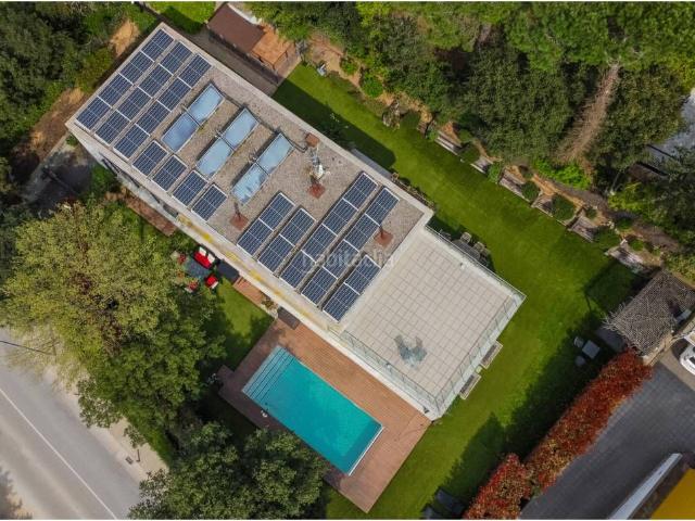 Casa en venta en Girona, Palau. Casa en venta en MontiliviPalau17003. Casas.