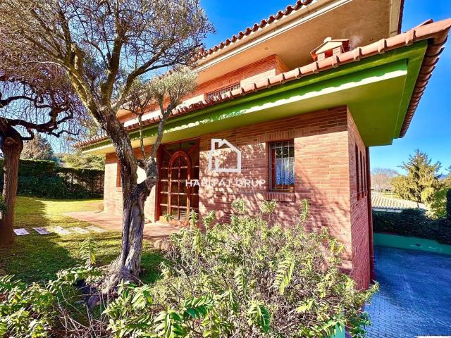 Casa en venta en Girona, Palau. Casa en venta en Palau. Casas.