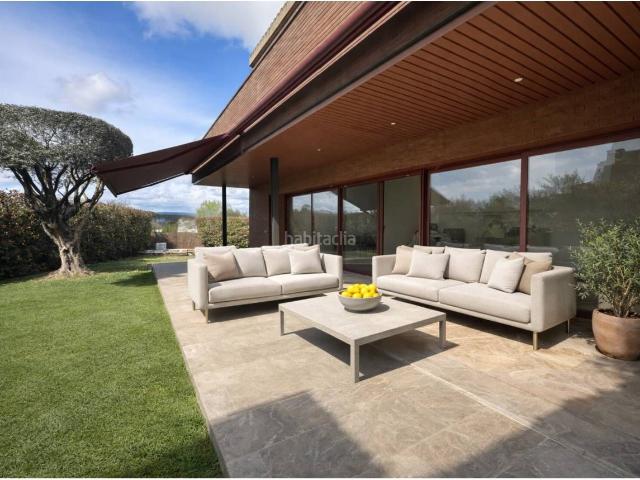 Casa en venta en Girona, Palau. MAGNÍFICA CASA EN PALAU CON PARCELA DE 1000m2. Casas.