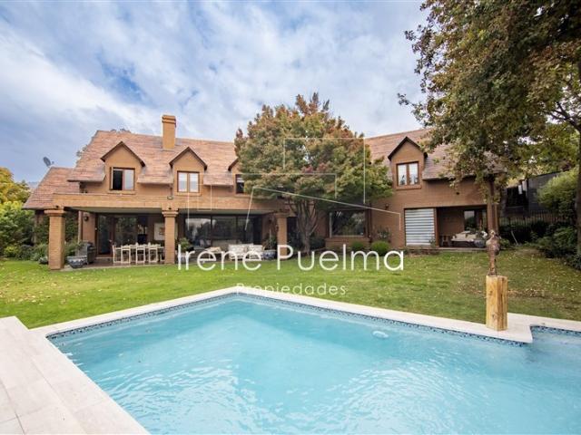 Casa en Venta en GOLF DE MANQUEHUE
