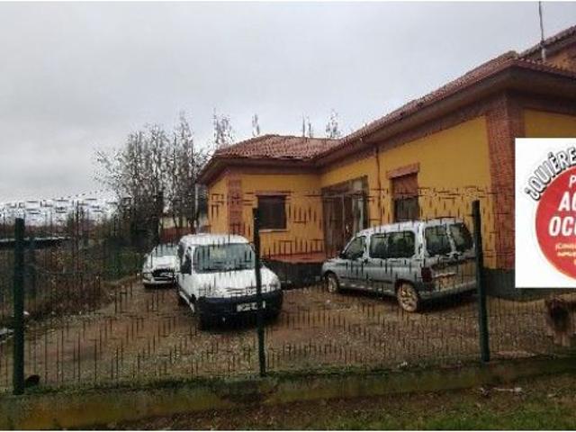 Casa en Venta en Gordaliza del Pino, León