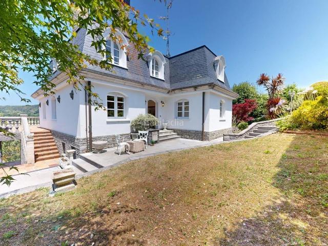 Casa en venta en Gorliz. Villa de estilo francés. Casas.