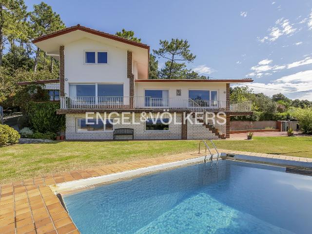Casa en venta en Gorliz. Casa de lujo con vistas espectaculares al mar y piscina en Gorliz. Casas.