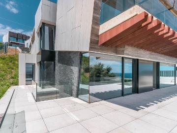 Casa en venta en Gozón, Luanco Aramar Antromero. Chalet en la Urbanización La Quinta, Luanco. Casas.