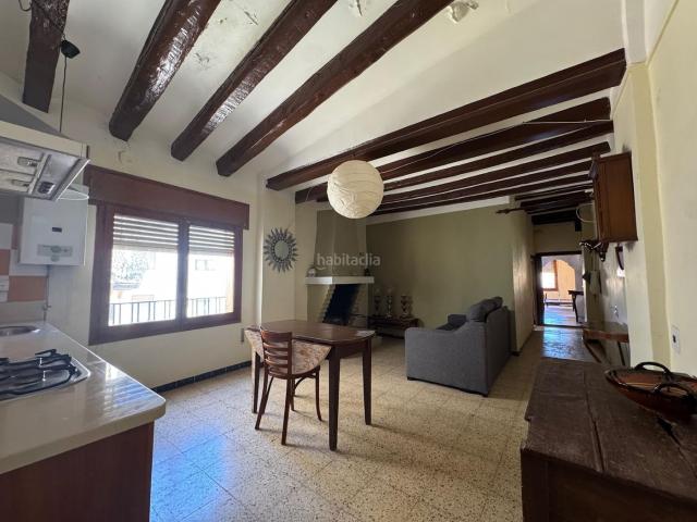 Casa en venta en Granyena de les Garrigues. amb encant a Granyena de les Garrigues: 3 plantes, garatge i gran terrassa. Casas Granyena de les.