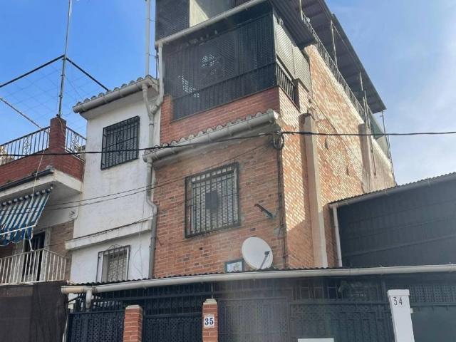 Casa en Venta en Granada