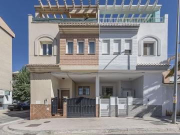 Casa en venta en Granada, Granada
