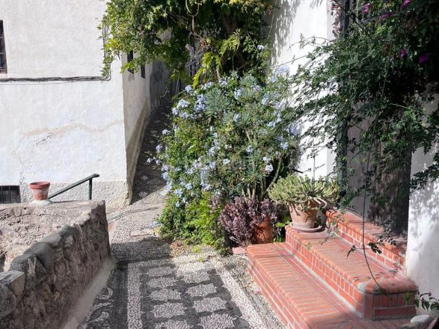 Casa en venta en Granada, San Matías Realejo. Magnífica casa en venta en un enclave único. Casas.