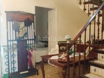 Casa en venta en Granja de Torrehermosa. Casa señorial con patio, terraza y gran nave en el centro de Granja de Torrehermosa. Casas Granja de.