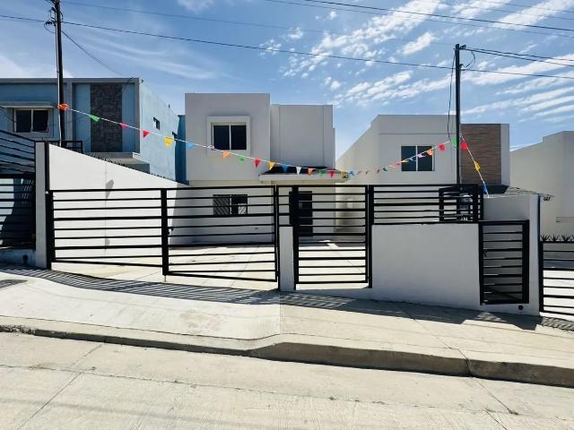 CASA EN VENTA EN GRANJAS EL GALLO